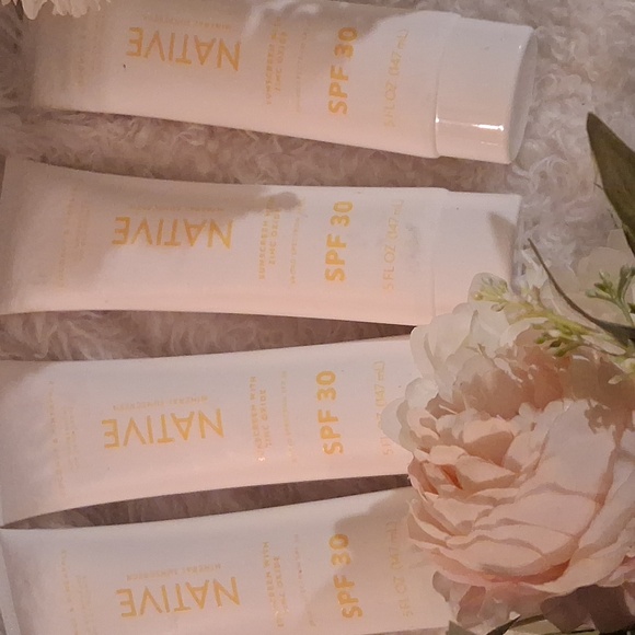 Native SPF 30 Sunscreen Collection Set Of 6 - Picture 2 of 9